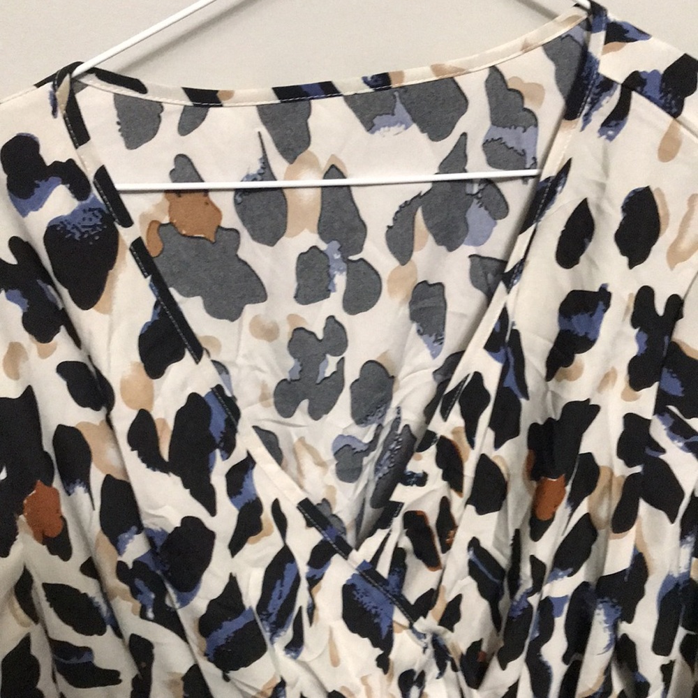 Blouse - Picture 2 of 4